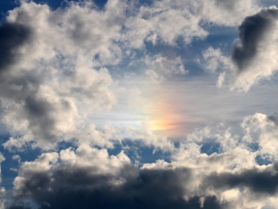 怀孕初期为什么下午孕吐特厉害（为什么孕早期下午会恶心?）